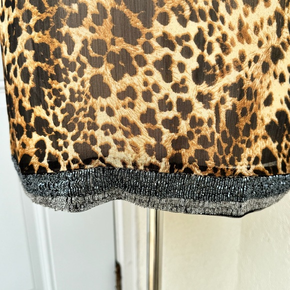 KUT FROM THE KLOTH. Animal Print, Sheer top. Embellishing on front hem. … - Picture 6 of 12
